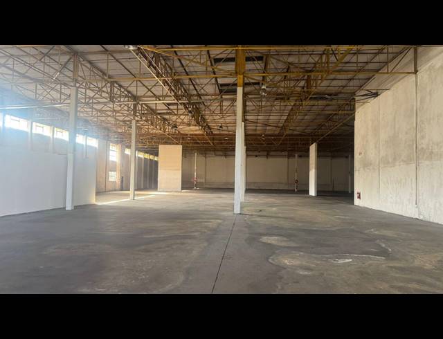 2,737M² WAREHOUSE TO LET IN HERMANSTAD